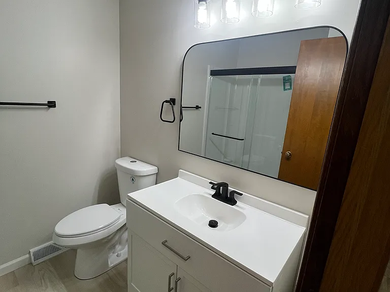 8335 Shepard Rd — Photo 12