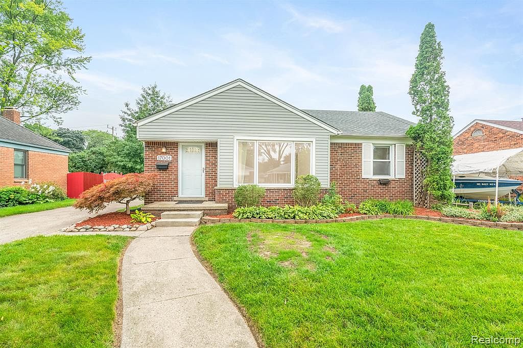 17001 Centralia, Redford, MI 48240 Zillow