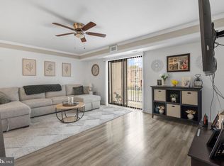 47202 Delaire Landing Rd #202, Philadelphia, PA 19114