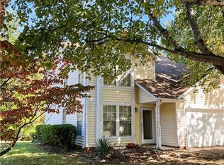6844 Shiloh Ridge Ln, Charlotte, NC 28212