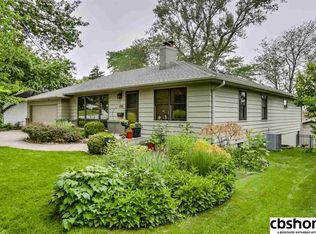 1006 N 64th St, Omaha, NE 68132