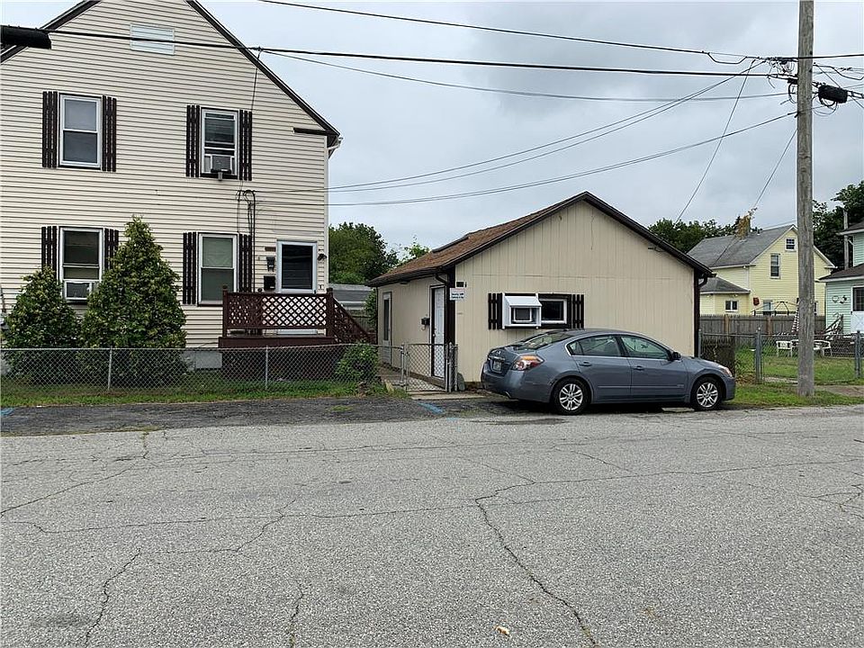 759 Oakland Beach Ave Warwick RI Zillow