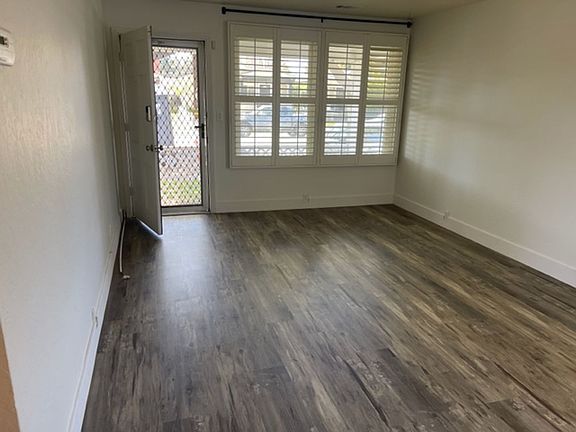 2nd image of 112 Luzena Ave