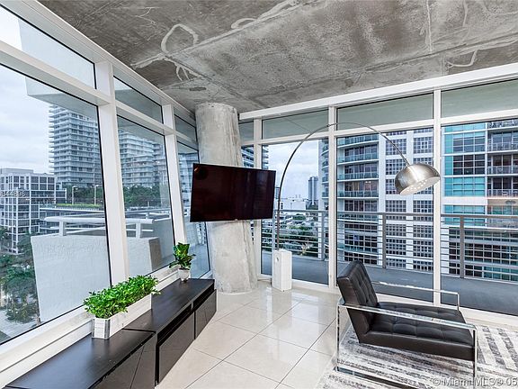 3rd image of 3250 NE 1st Ave APT 804