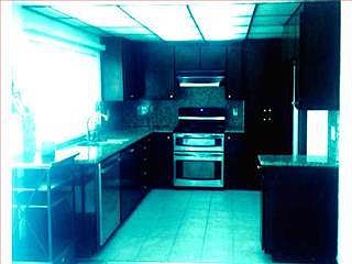 3rd image of 143 Goldenrain Dr