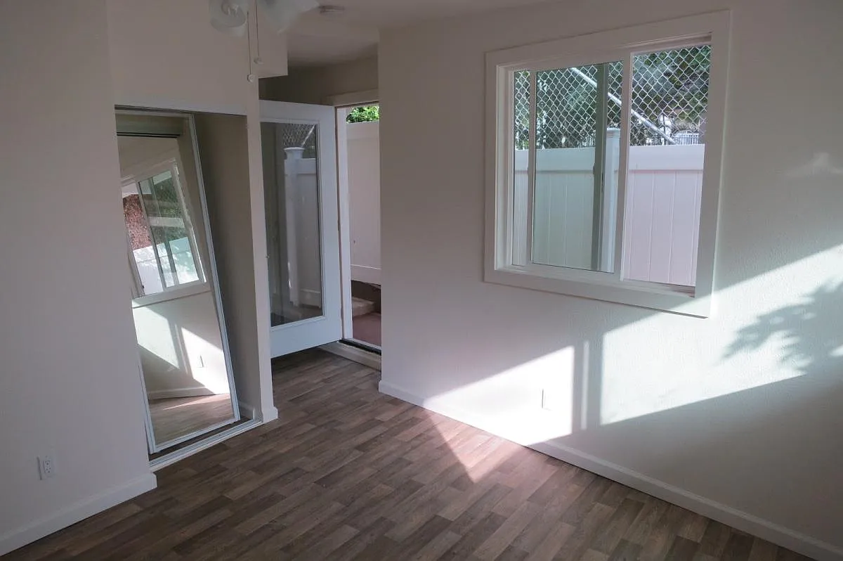 1559 Magazine Street — Photo 2