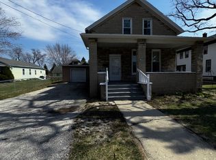 827 State St, Lemont, IL