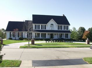 2017 Hunters Field Rd, Saint Louis, MO 63122