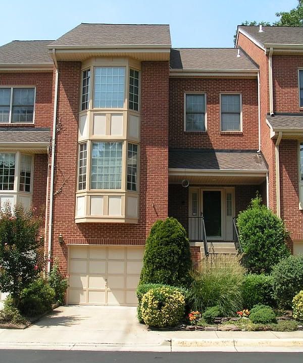 1st image of 10235 Aspen Willow Dr
