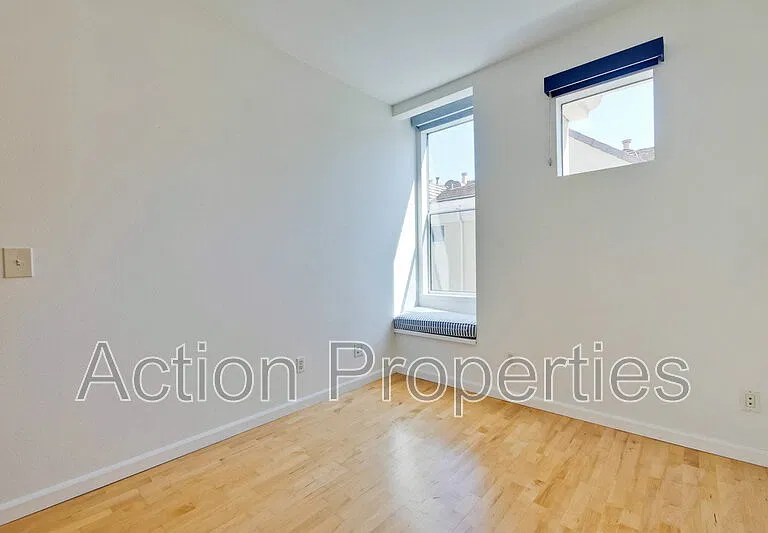 158 Holly Ct — Photo 36