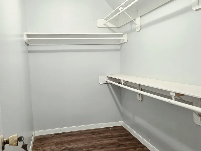 8826 Heatherly Dr — Photo 23