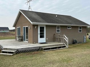 N11942 Freele Rd, Wausaukee, WI 54177