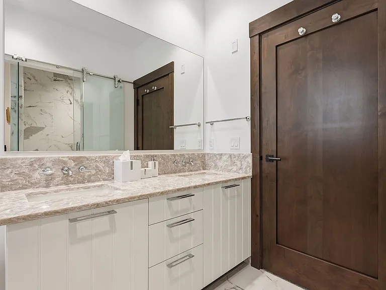 46 Beach Club Dr #901 — Photo 25