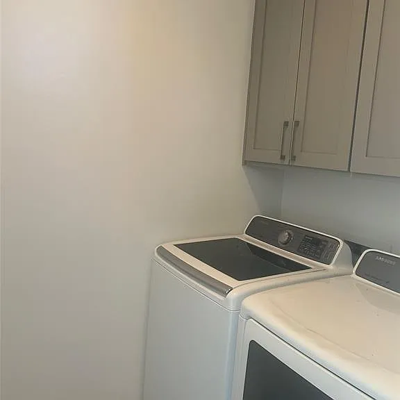 7104 Blessing Ave #B — Photo 16