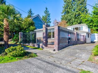 932 N 82nd St, Seattle, WA 98103