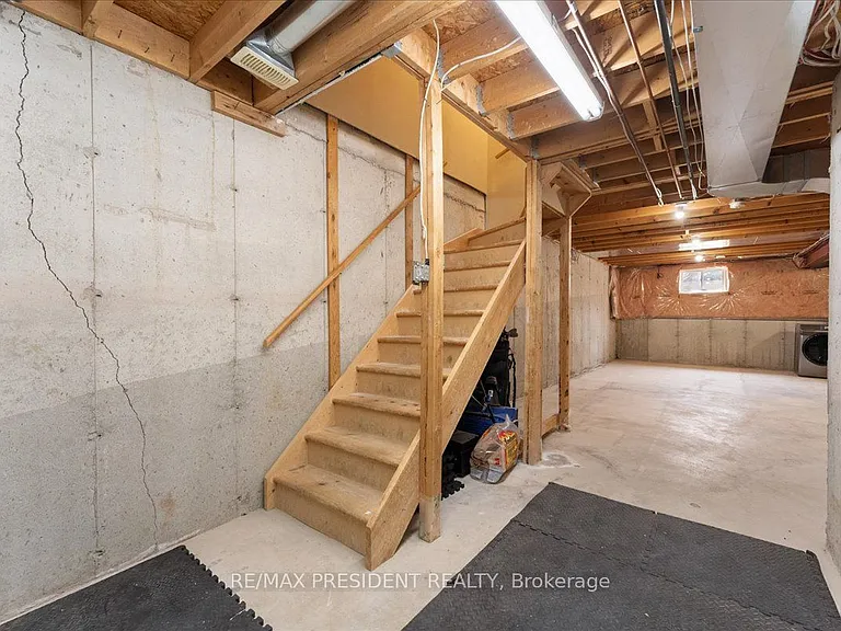 285 Southbrook Dr — Photo 30