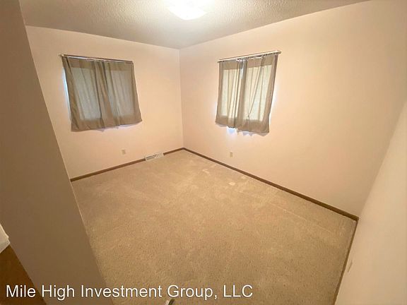 5th image of 527 W Jewell St