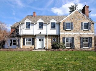 2681 Belvoir Blvd, Shaker Heights, OH 44122