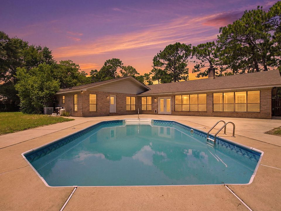 1st image of 668 Brookhaven Way