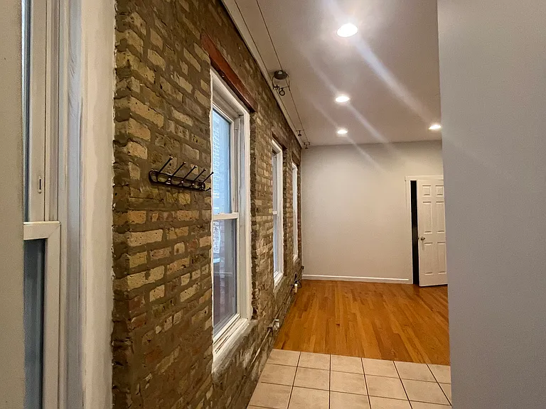 1228 N Cleaver St #2M — Photo 8