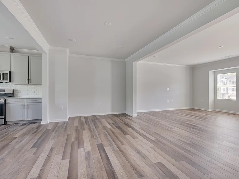 1123 Lily Loch Way — Photo 4