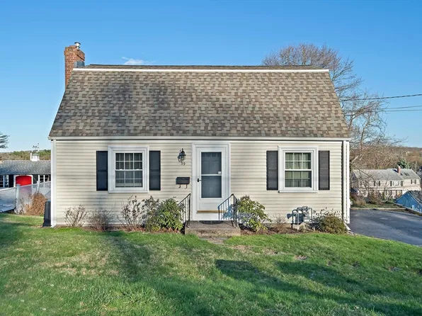 39 Great Hill Dr, Weymouth, MA 02191