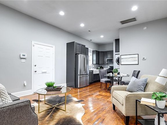 4th image of 501 Bancroft Ave