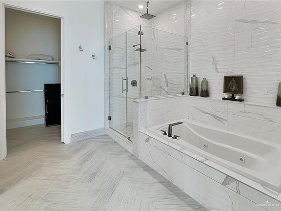 5th image of 310A N Padre Blvd #3004