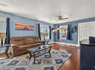 921 3rd St, Clarkston, WA 99403