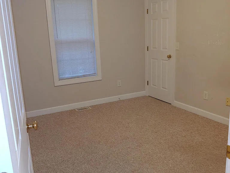 1 Beryl Ct — Photo 12