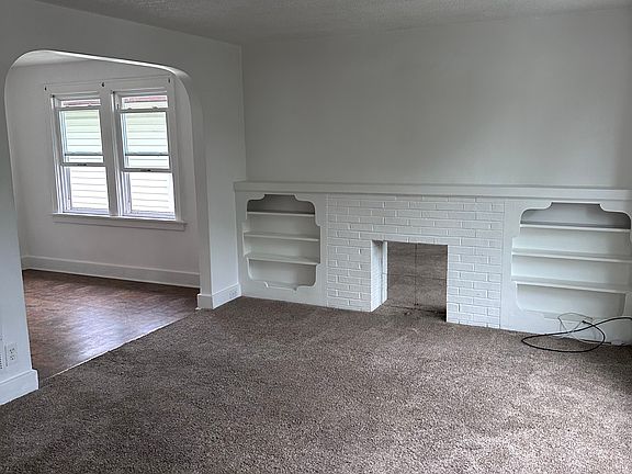 3rd image of 269 Saint Lawrence Ave