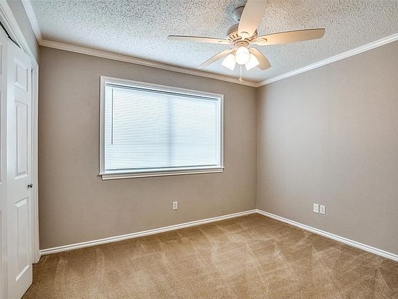 2nd image of 1935 Westminster Dr
