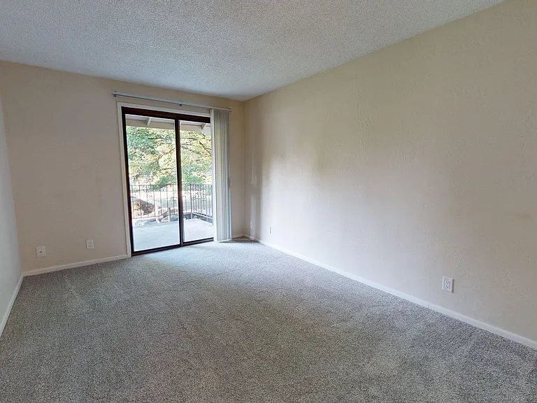 Kentfield Townhomes I & II — Photo 15