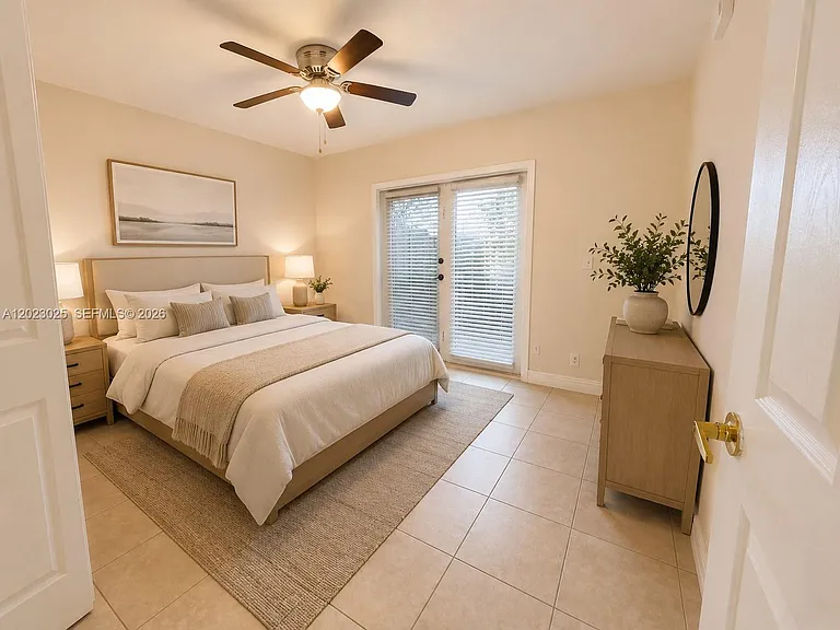 1423 Holly Heights Dr #4 — Photo 10