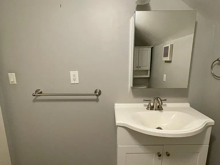 3590 SE Harrison St — Photo 25