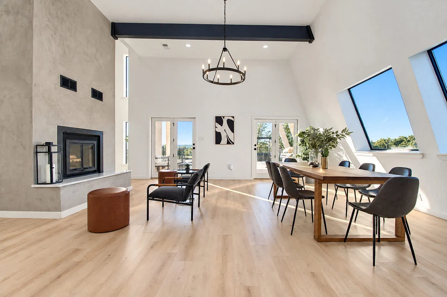 211 Goodson Way — Photo 3