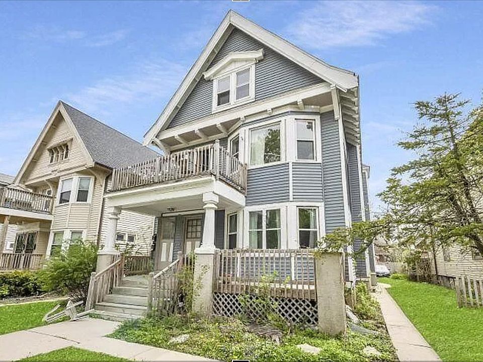 1st image of 3234 N Oakland Ave #1