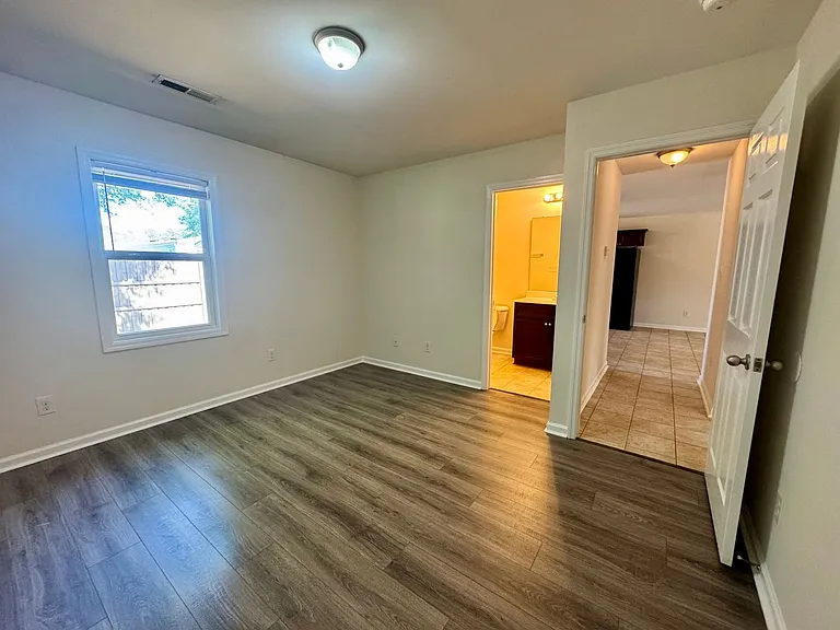 124 Summerlin Ln #1 — Photo 8