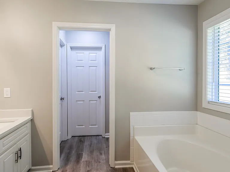 663 Stonecrest Dr — Photo 10