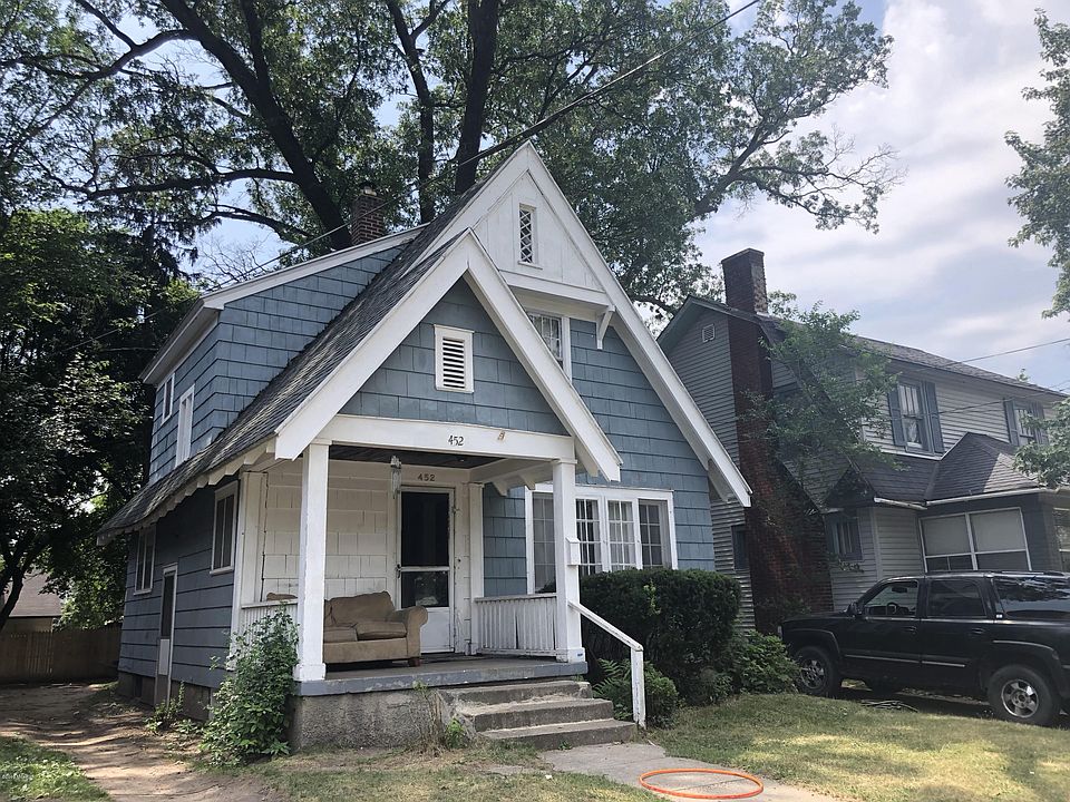1st image of 452 Storrs St SE