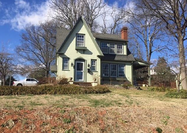 1st image of 239 Piedmont St