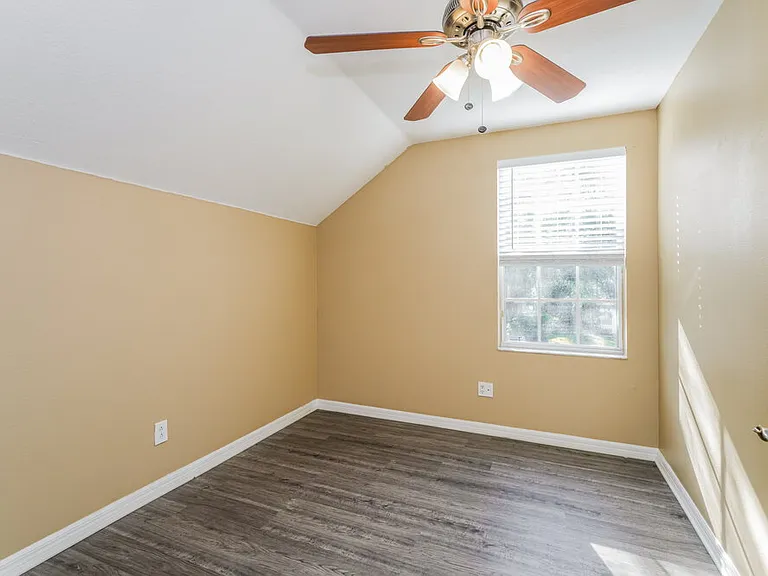 15017 Deer Meadow Dr — Photo 14