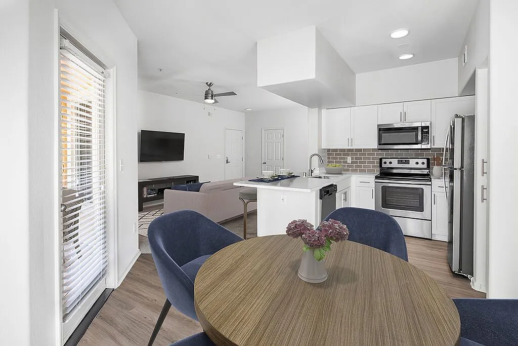 Vintara Apartments — Photo 3