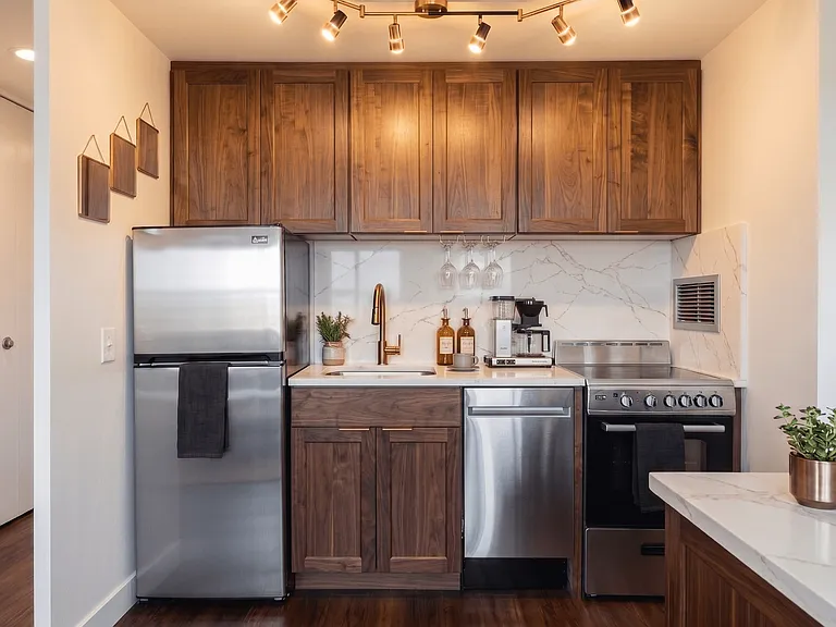 Baker Tower Apartments — Photo 4