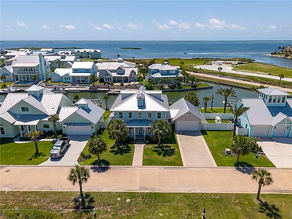 2nd image of 1009 Fiji Dr