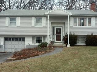 133 Glaude Ln, Woonsocket, RI 02895