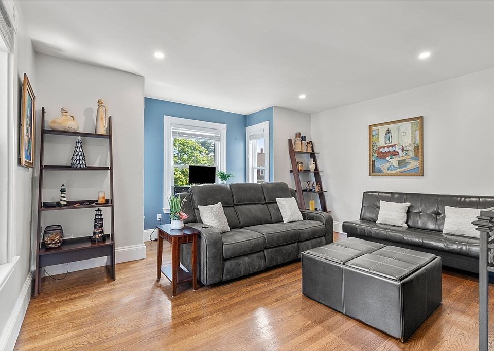1st image of 103 Belgrade Ave Floor 2
