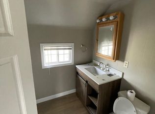 21 W 10th Ave #2, Oshkosh, WI 54902