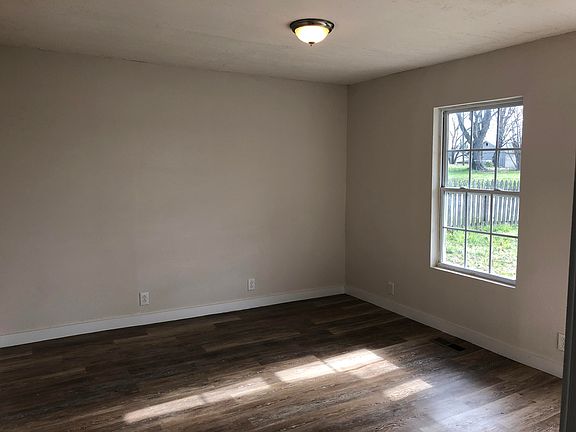 4th image of 2223 Mississippi Ave