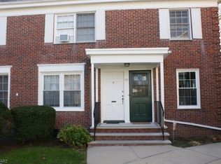 291B Elmwood Ave #291, Maplewood, NJ 07040